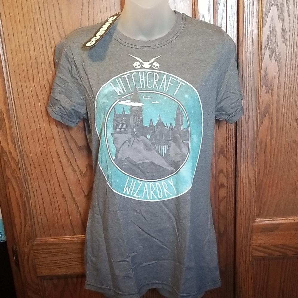 Sale LOOT CRATE Witchcraft Wizardry Short Sleeve Tee MEDIUM